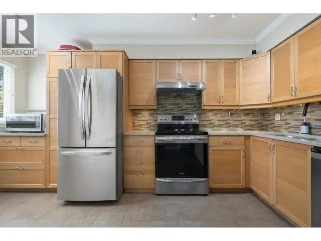 34 6100 TIFFANY BOULEVARD, Richmond, British Columbia V7C5A8