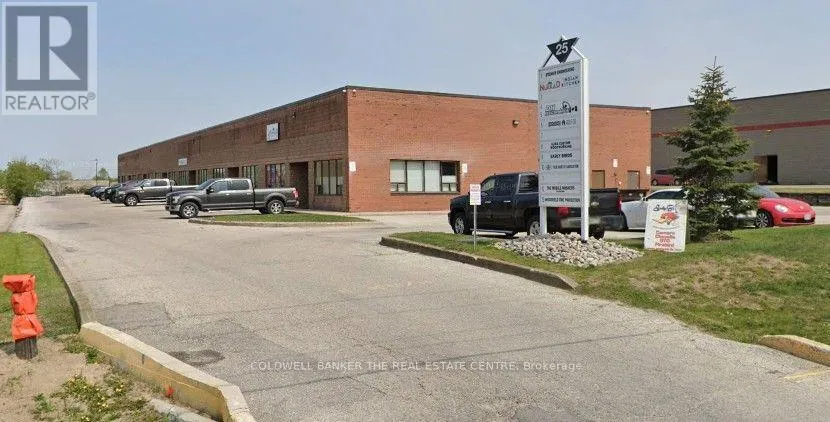 8 - 25 SAUNDERS ROAD, Barrie (400 East), Ontario L4N9A7