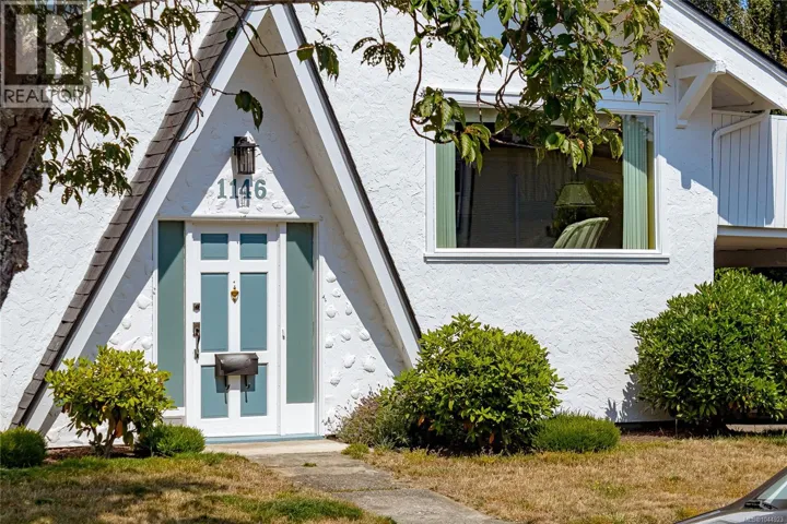 1146 Leonard St, Victoria, British Columbia V8V2S4