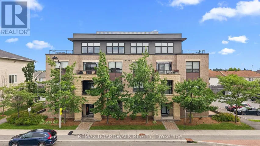 302 - 760 CHAPMAN MILLS DRIVE, Ottawa, Ontario K2J3V2