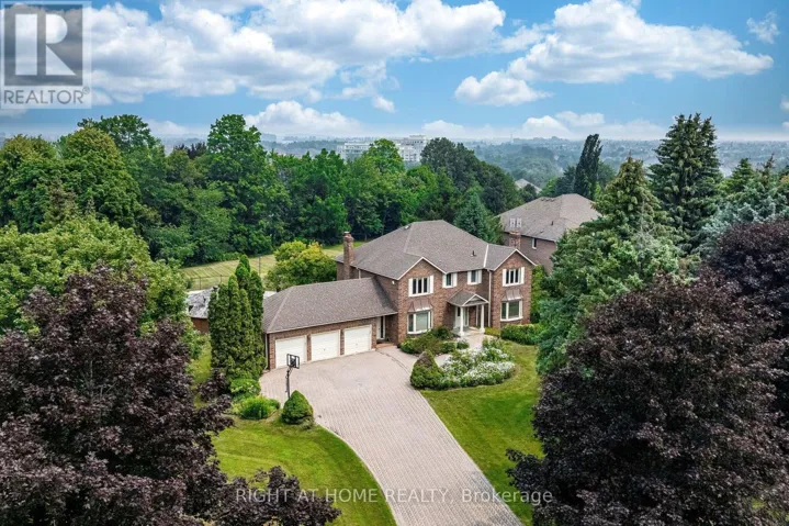 9 GLENRIDGE DRIVE, Markham (Devil's Elbow), Ontario L6C1A2