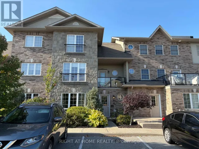 3 - 53 FERNDALE DRIVE S, Barrie (Ardagh), Ontario L4N5W9