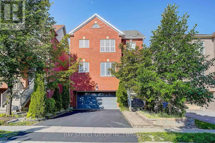 57 GAIL PARKS CRESCENT, Newmarket (Woodland Hill), Ontario L3X3B9