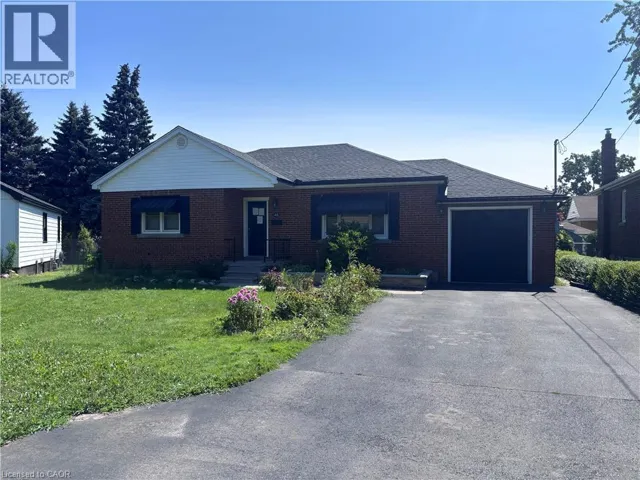 48 MOUNTAIN Avenue, Stoney Creek, Ontario L8G3N9