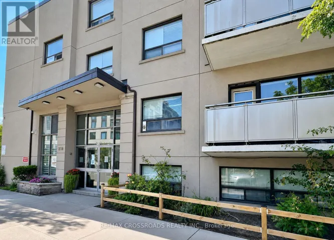 205 - 2770 YONGE STREET, Toronto (Lawrence Park South), Ontario M4N2J3