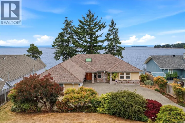 1432 Madrona Dr, Nanoose Bay, British Columbia V9P9C9