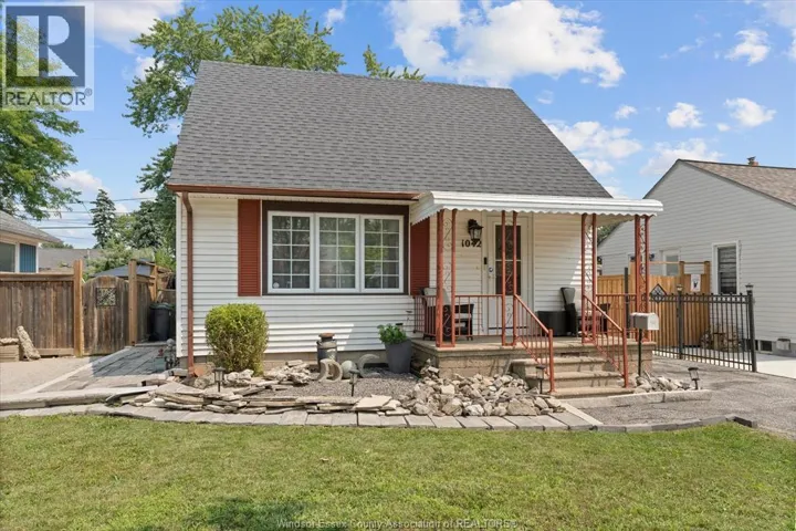 1042 EDWARDS, Windsor, Ontario N8S2Z8