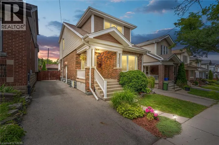 266 LONDON Street S, Hamilton, Ontario L8K2H2