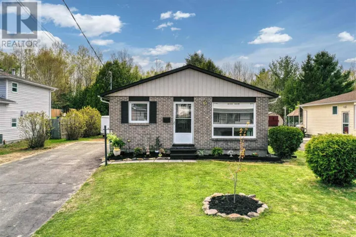 21 Ottawa AVE, Elliot Lake, Ontario P5A2P2