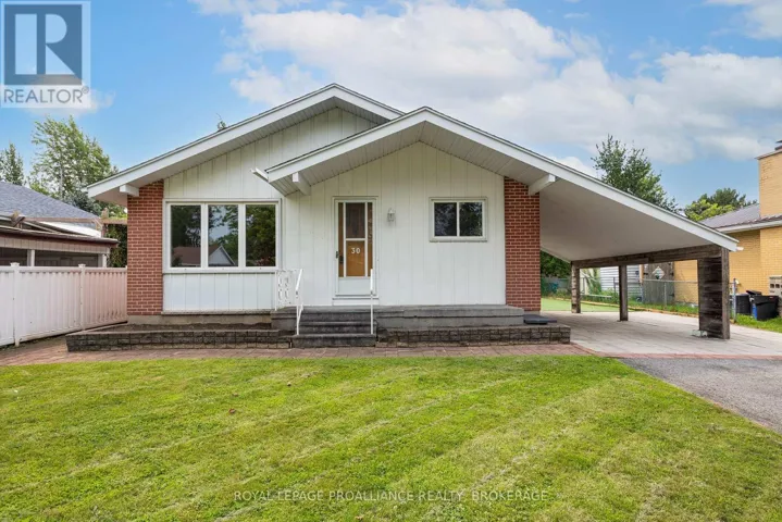 30 MULCASTER STREET, Kingston (Central City West), Ontario K7M2V5