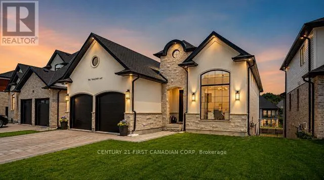 956 TRAILSWAY AVENUE, London South (South B), Ontario N6K0K7