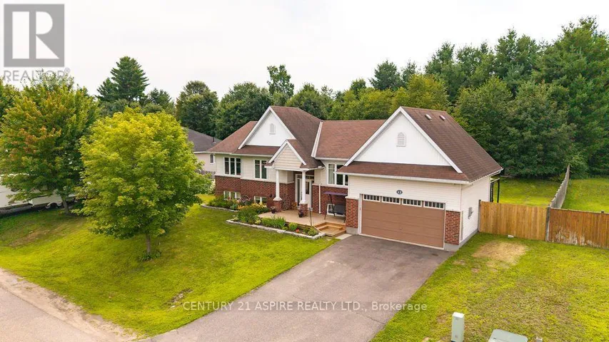 12 BEDARD BOULEVARD, Petawawa, Ontario K8H0B7
