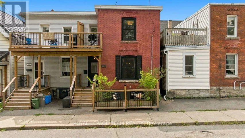 366 ARLINGTON AVENUE, Ottawa, Ontario K1R6Z3
