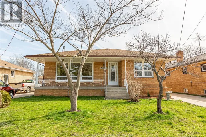 2666 JOS ST LOUIS, Windsor, Ontario N8T2M6