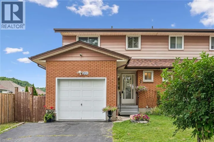 201 VERONICA Drive, Kitchener, Ontario N2R1L5