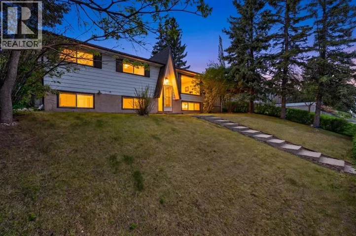 7539 Hunterview Drive NW, Calgary, Alberta T2K4P7
