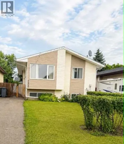 3905 52 Avenue, Ponoka, Alberta T4J1C8