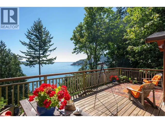 1491 EAGLE CLIFF ROAD, Bowen Island, British Columbia V0N1G1