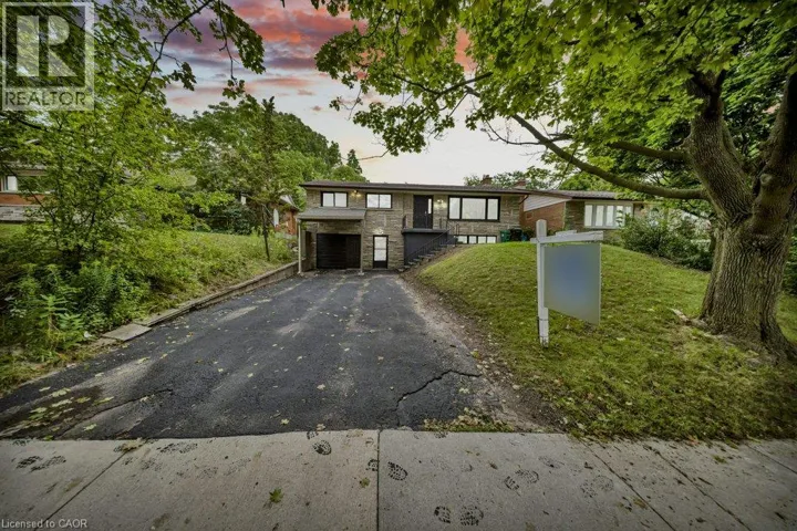 396 HAZEL Street, Waterloo, Ontario N2L3P6
