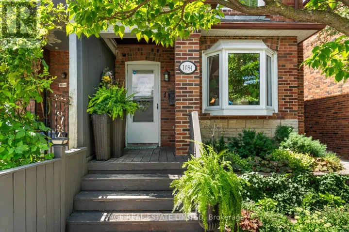 1084 PAPE AVENUE, Toronto (Broadview North), Ontario M4K3W5
