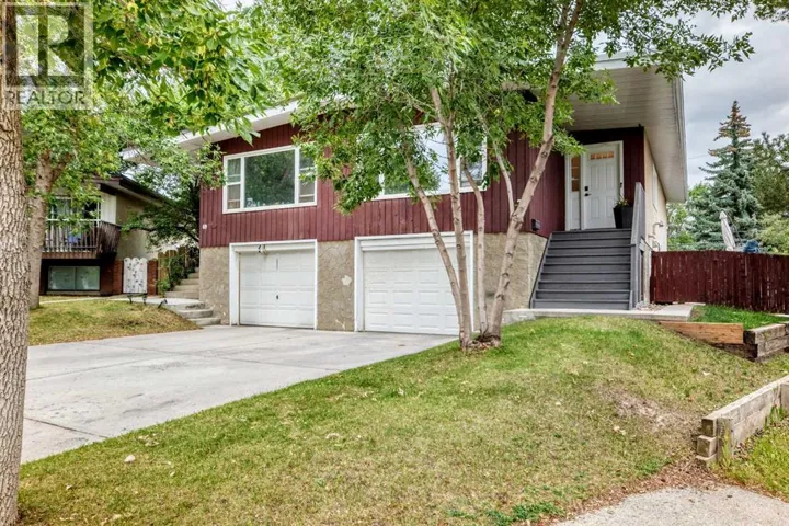 71 Dalton Bay NW, Calgary, Alberta T3H1H7