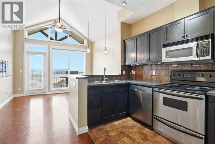 11, 148 Rockyledge View NW, Calgary, Alberta t3g5y4