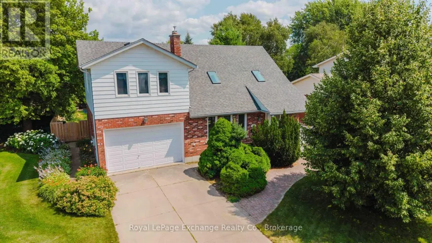 953 PARKWOOD DRIVE, Saugeen Shores, Ontario N0H2C2