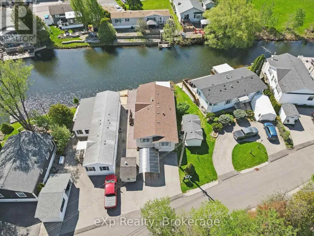 18 JASPER HEIGHTS PRIVATE, Puslinch, Ontario N0B2C0