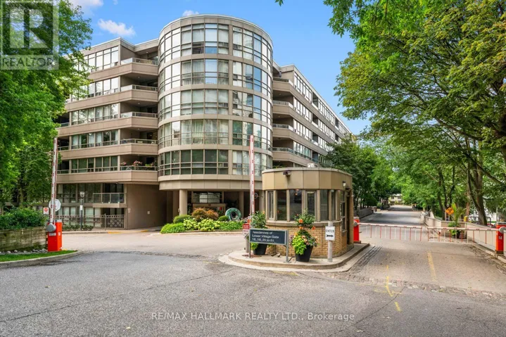 108 - 18 LOWER VILLAGE GATE, Toronto (Forest Hill South), Ontario M5P3M1