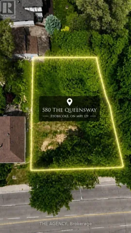580 THE QUEENSWAY, Toronto (Stonegate-Queensway), Ontario M8Y1J9