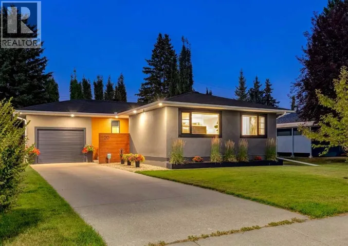 20 Gainsborough Drive SW, Calgary, Alberta T3E4W7