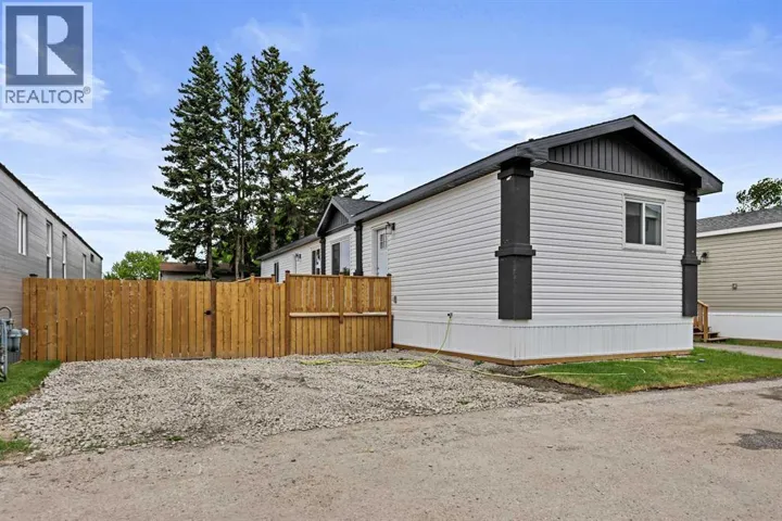 5, 6220 17 Avenue SE, Calgary, Alberta T2A0W6