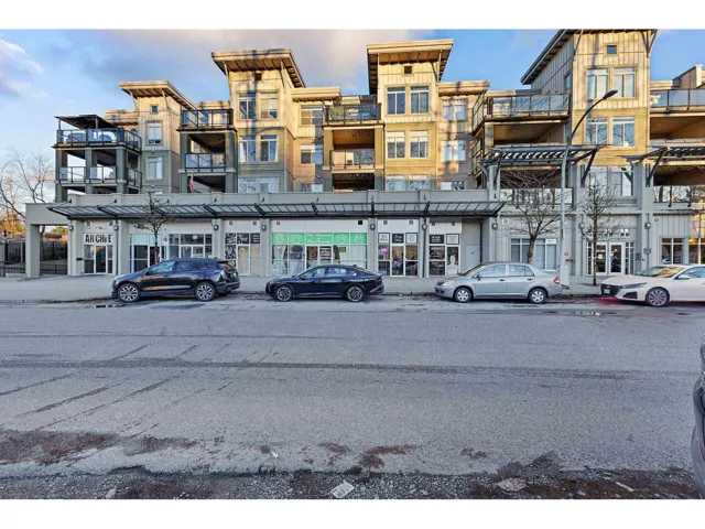 318 10180 153 STREET, Surrey, British Columbia V3R0B5