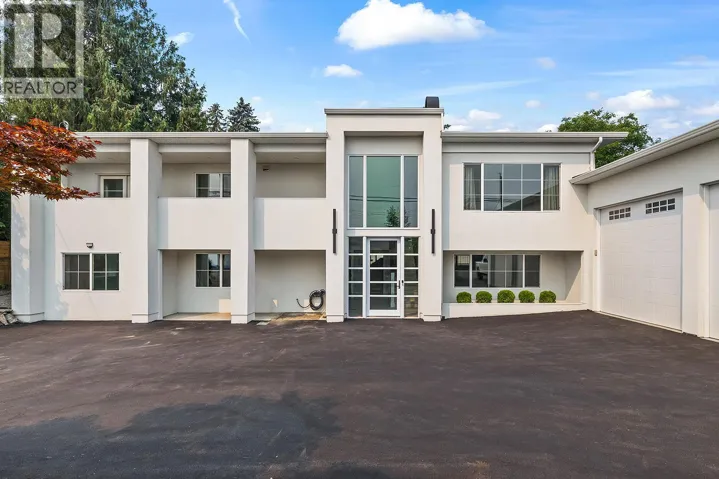 2340 Thacker Drive, West Kelowna, British Columbia V1Z1V8