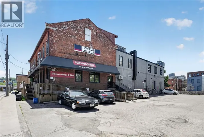 15 WELLINGTON Street N Unit# 201, Hamilton, Ontario L8R1M7