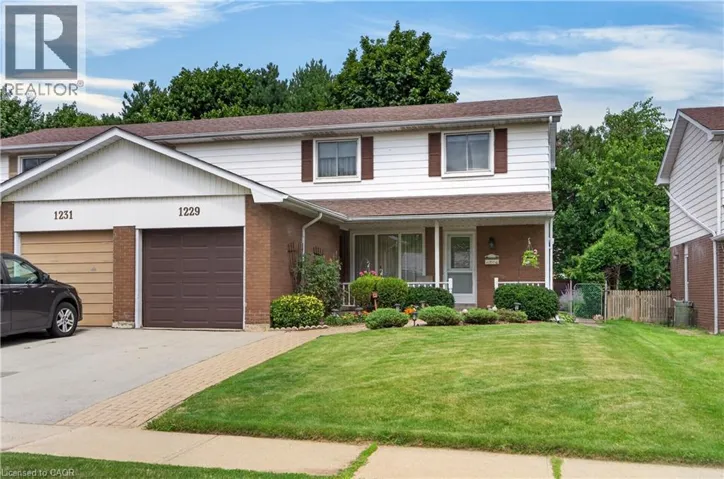 1229 NOTTINGHAM Avenue, Burlington, Ontario L7P2R5