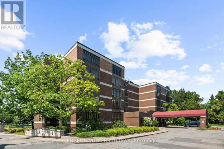 103 - 111 ECHO DRIVE, Ottawa, Ontario K1S5K8