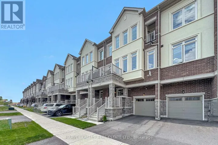 32 MEL IRVING DRIVE, Bradford West Gwillimbury (Bradford), Ontario L3Z4P1