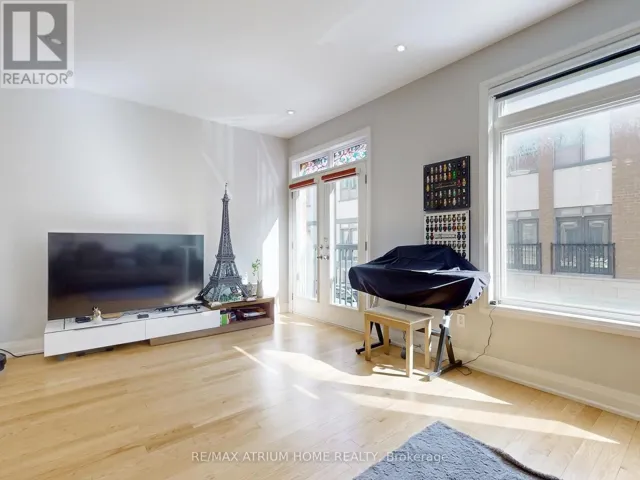 18 TEASEL WAY, Markham (Unionville), Ontario L3R1L3