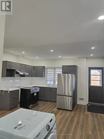 126 DEGREY DRIVE, Brampton (Bram East), Ontario L6P4L7