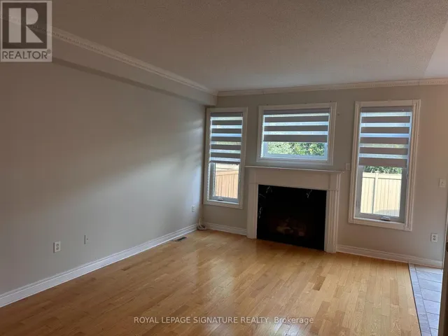 10 - 2295 ROCHESTER CIRCLE S, Oakville (BC Bronte Creek), Ontario L6M5C9