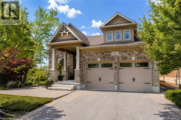 125 WOOLNER Trail, Kitchener, Ontario N2A4N3
