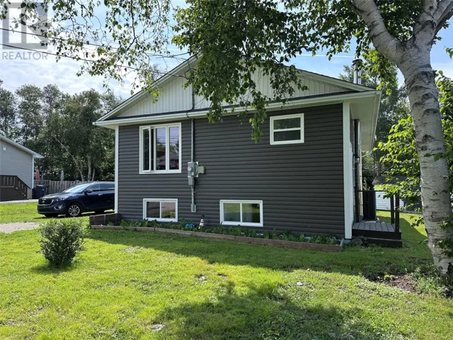 5 Hamilton Street, Gander, Newfoundland & Labrador A1V1V6