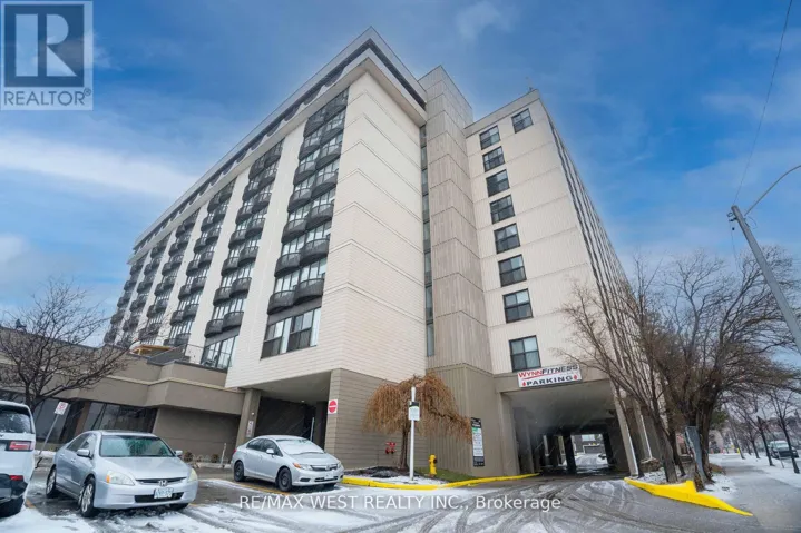 817 - 2737 KEELE STREET, Toronto (Downsview-Roding-CFB), Ontario M3M2E9