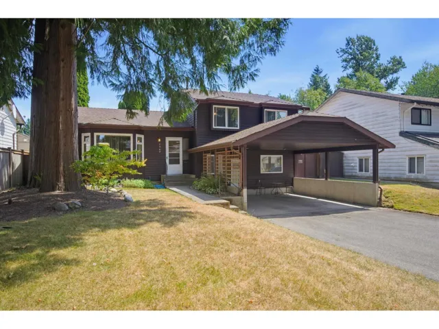 7340 TODD CRESCENT, Surrey, British Columbia V3W7N6