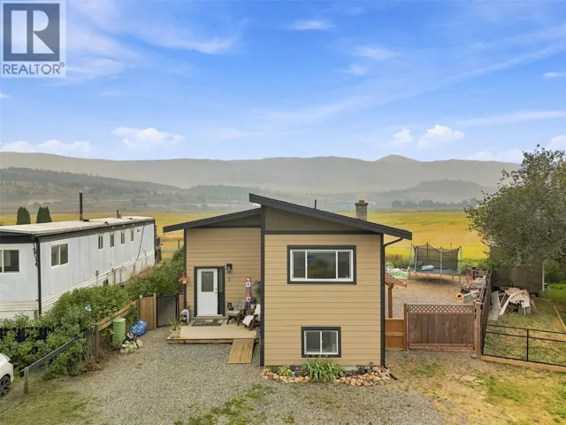 159 ZIRNHELT Road Unit# 7, Kamloops, British Columbia V2H3B0