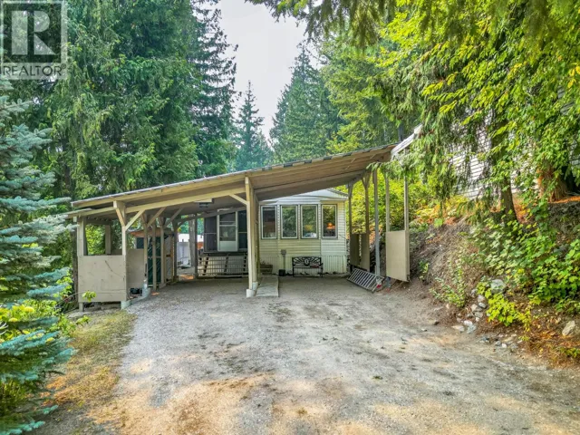 2036 Solsqua-Sicamous Road Unit# 8, Sicamous, British Columbia V0E2V4