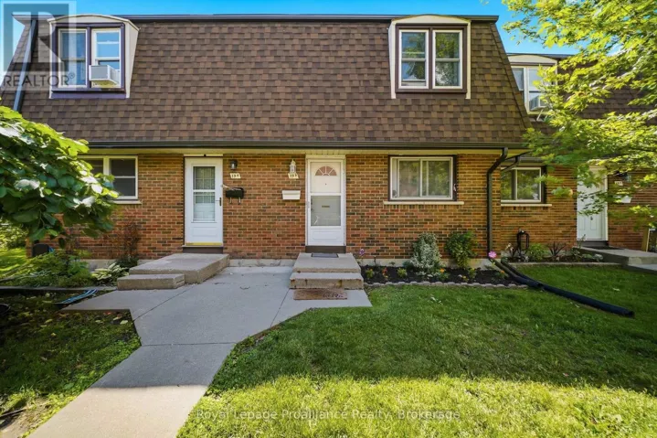 B - 19 PRINCE OF WALES DRIVE, Belleville (Belleville Ward), Ontario K8P2T5