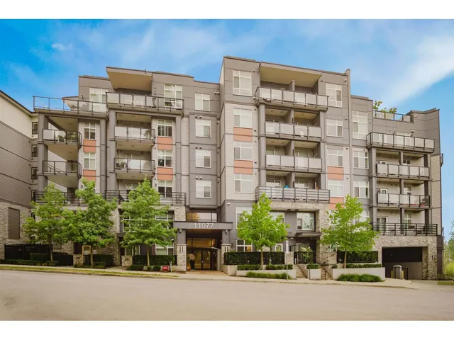 4 11077 RAVINE ROAD, Surrey, British Columbia V3T0R7