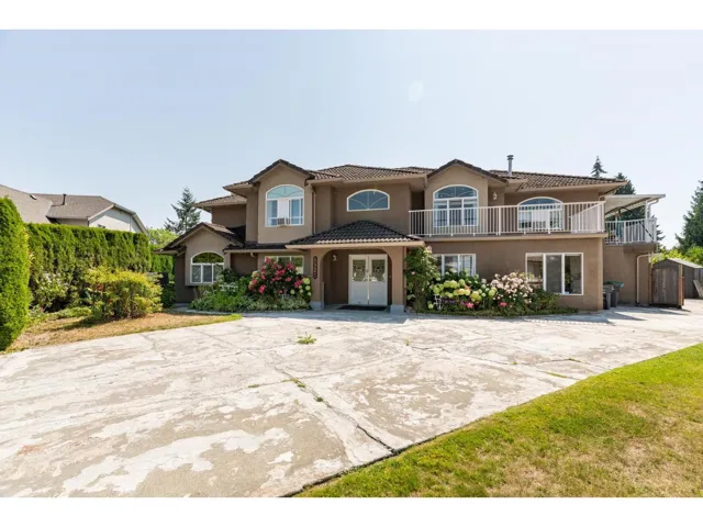 8925 157TH STREET, Surrey, British Columbia V4N2Y5